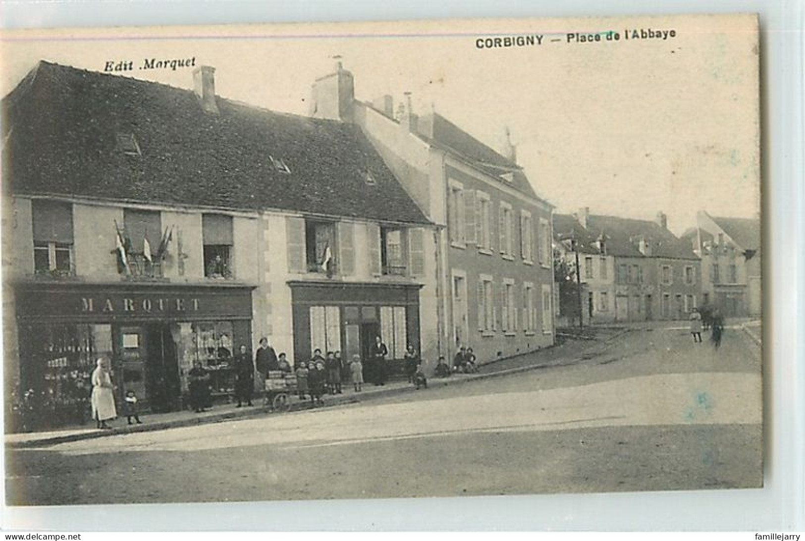 9785 - CORBIGNY - PLACE DE L ABBAYE - Corbigny