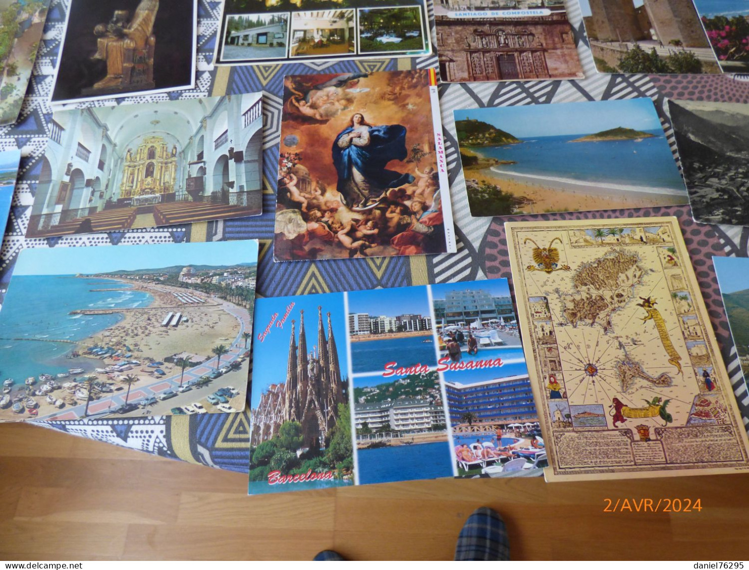 lot de cartes postales diverses