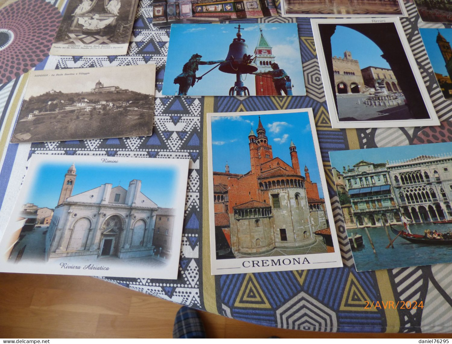 lot de cartes postales diverses