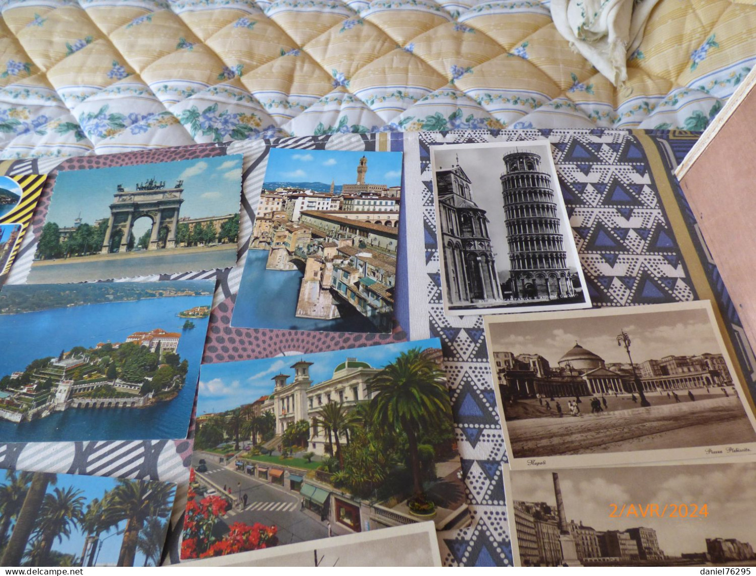 lot de cartes postales diverses