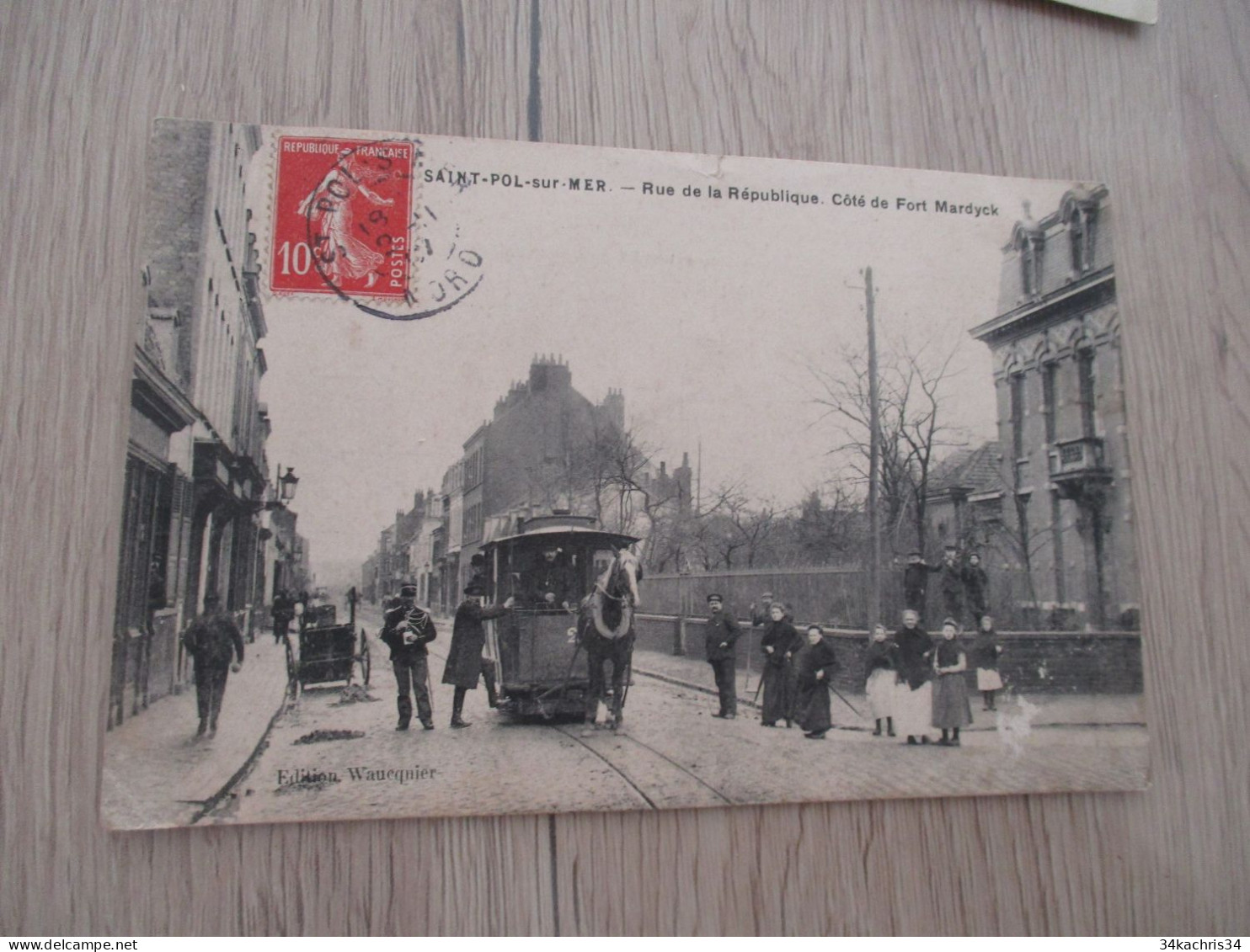 CPA 59 Nord Saint Pol Sur Mer La Rue De La République Côté De Fort Mardyck Beau Plan Ram Petit Défaut - Saint Pol Sur Mer