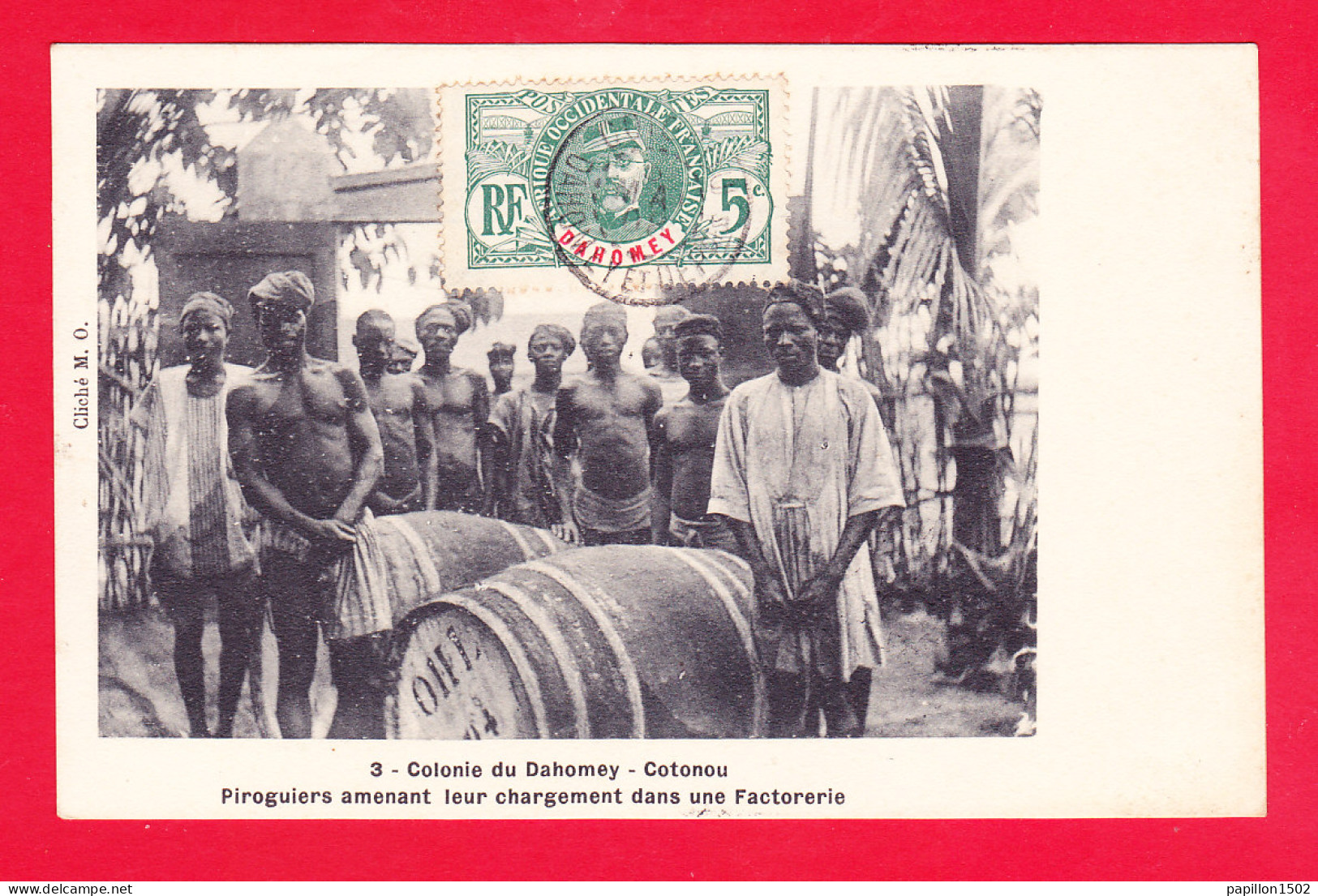 E-Benin-24A63  Colonie Du Dahomey, COTONOU, Piroguiers Amenant Leur Chargement Dans Une Factorerie, Cpa Précurseur BE - Benín