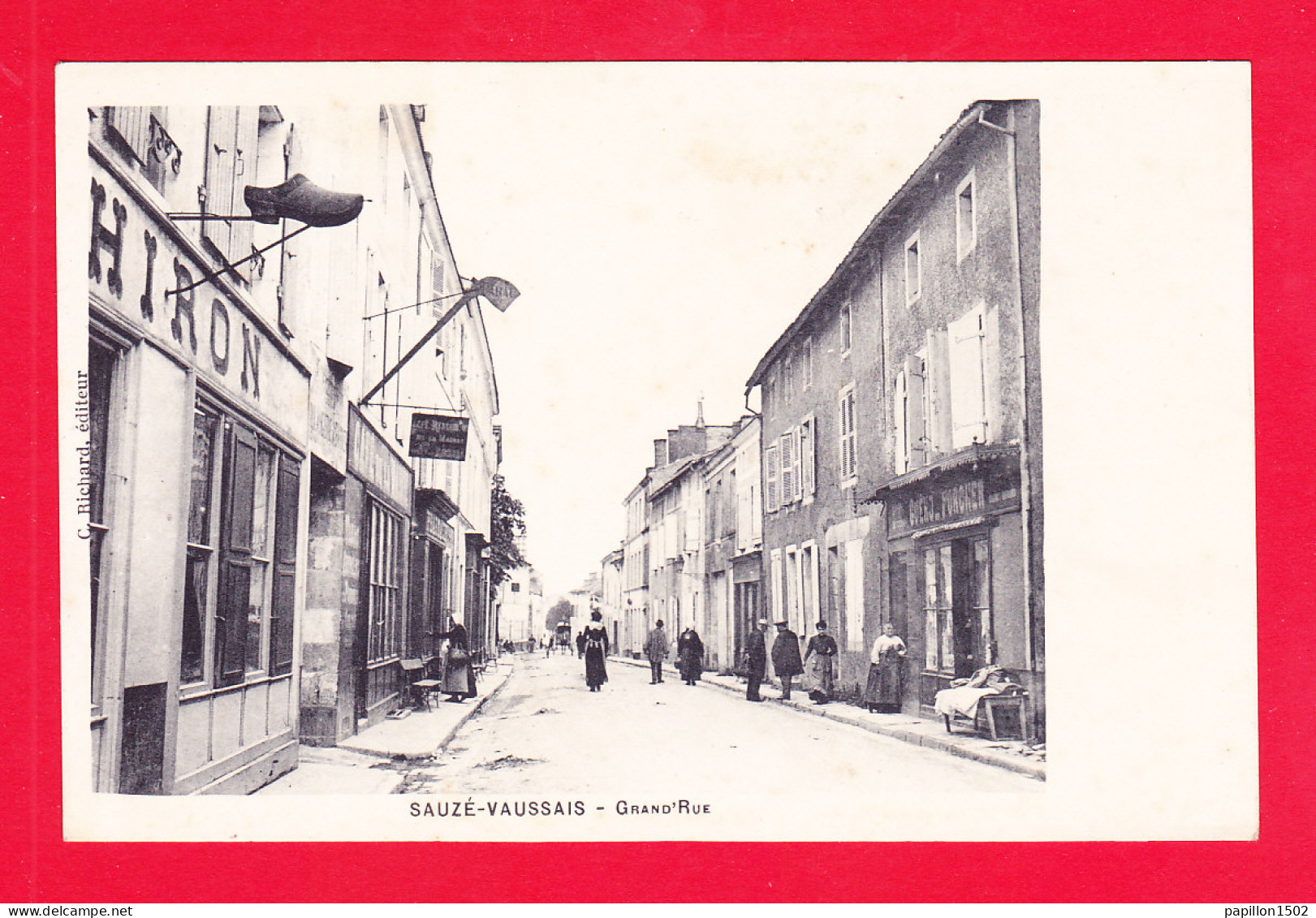 F-79-Sauze Vaussais-14A65  La Grand'rue, Commerces, Animation, Cpa BE - Sauze Vaussais