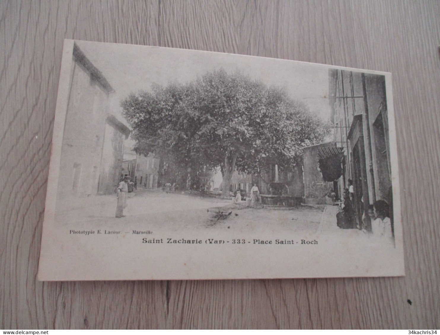 CPA 83 Var Saint Zacharie Place Saint Roch - Saint-Zacharie