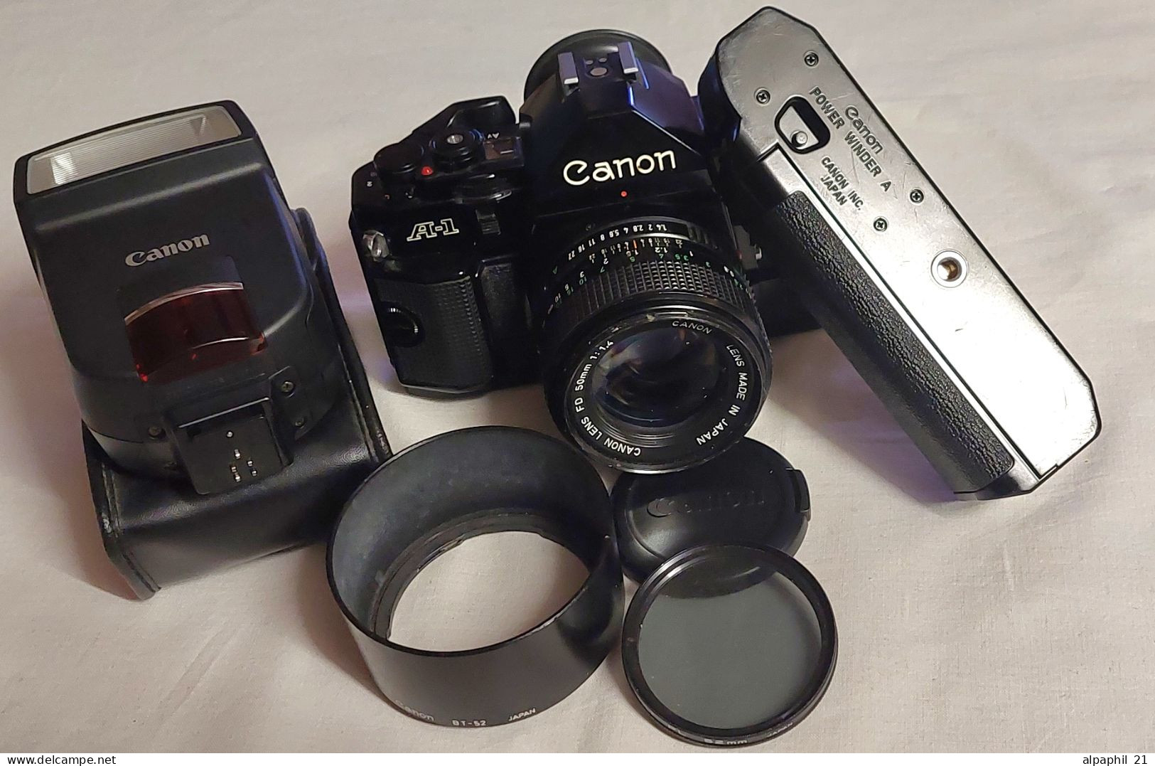Canon A-1 Black With 50/1.4 And Extras - Macchine Fotografiche