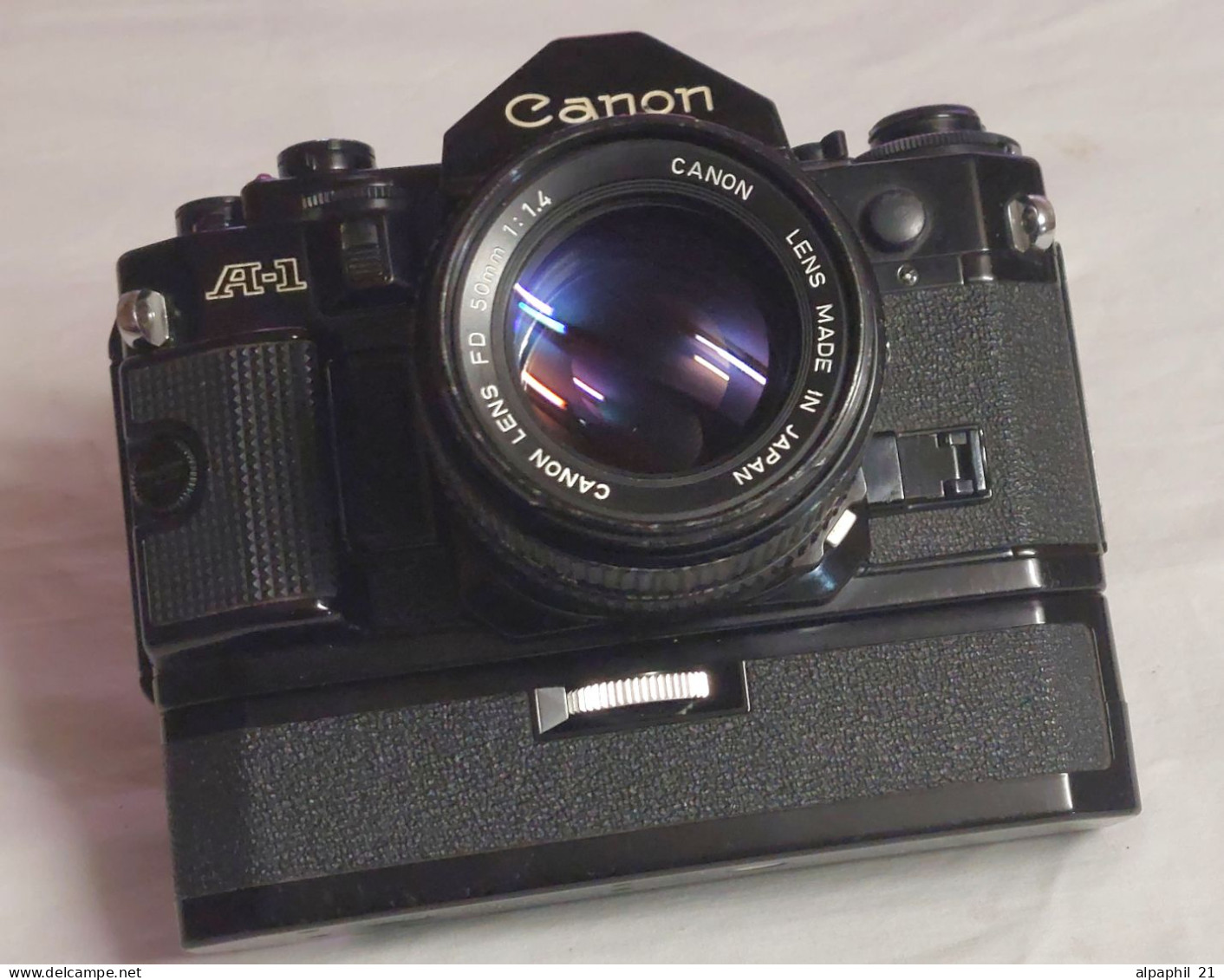 Canon A-1 Black With 50/1.4 And Extras - Fotoapparate