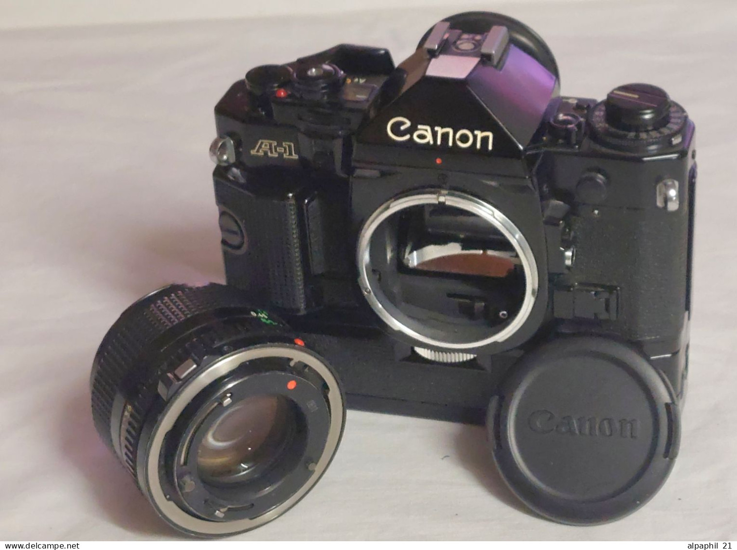 Canon A-1 Black With 50/1.4 And Extras - Cámaras Fotográficas
