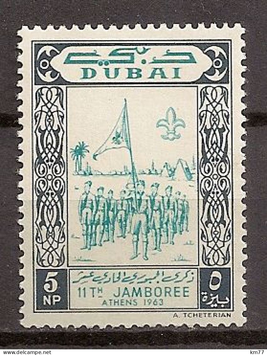 DUBAI NEUF AVEC TRACE DE CHARNIERE - Dubai