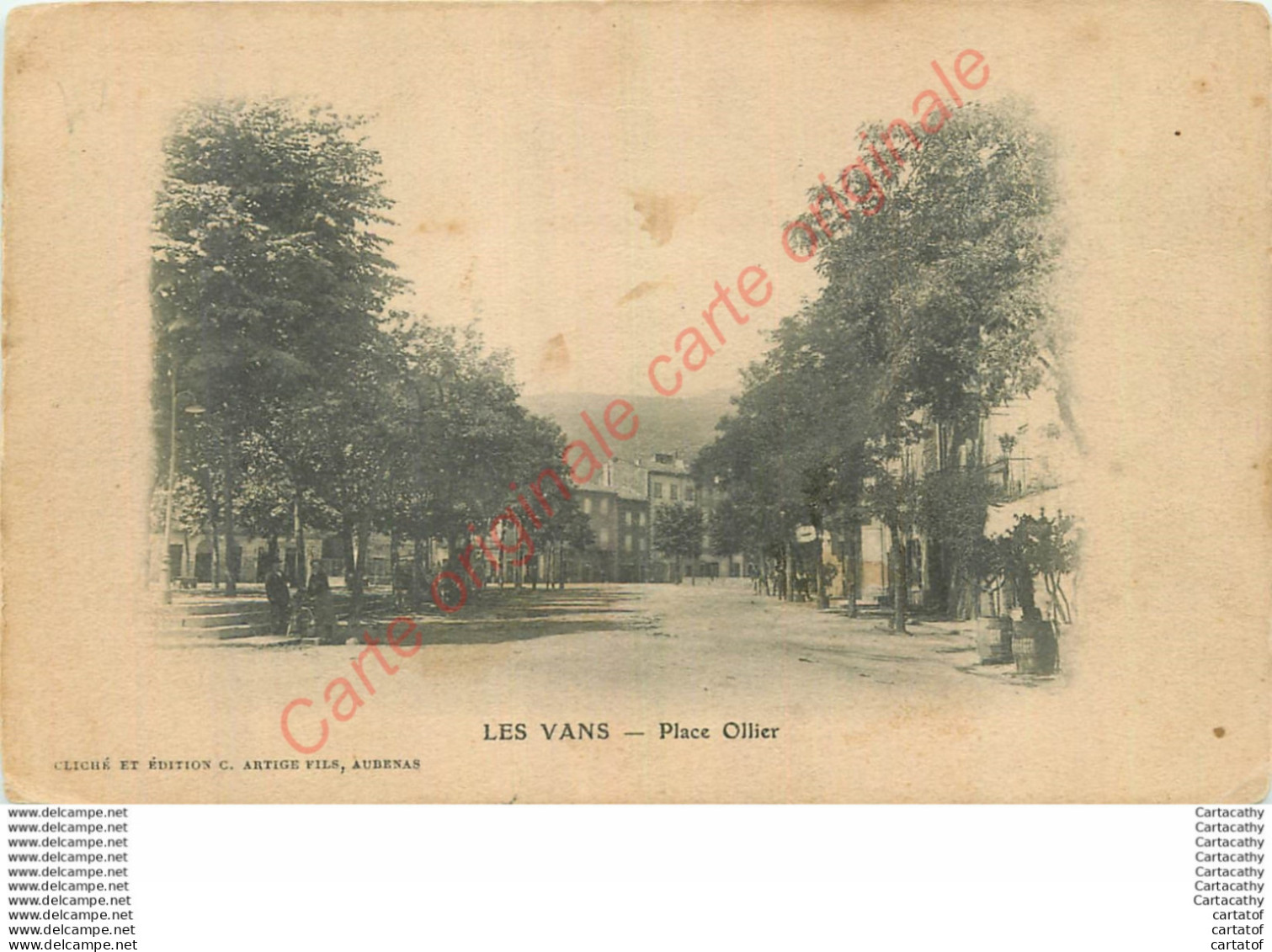 07.  LES VANS .  Place Ollier . - Les Vans