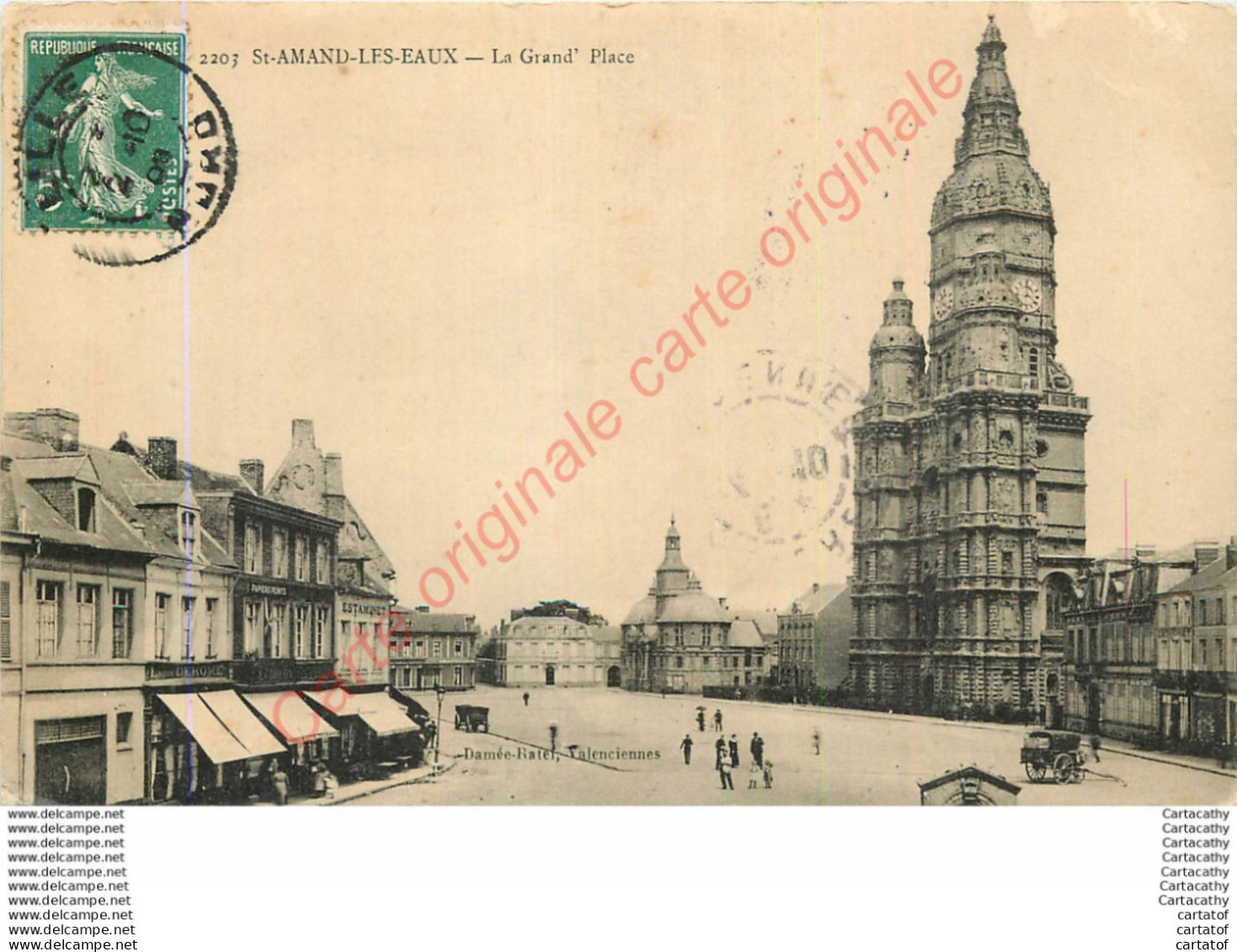 59.  SAINT AMAND LES EAUX .  La Grand' Place . - Saint Amand Les Eaux