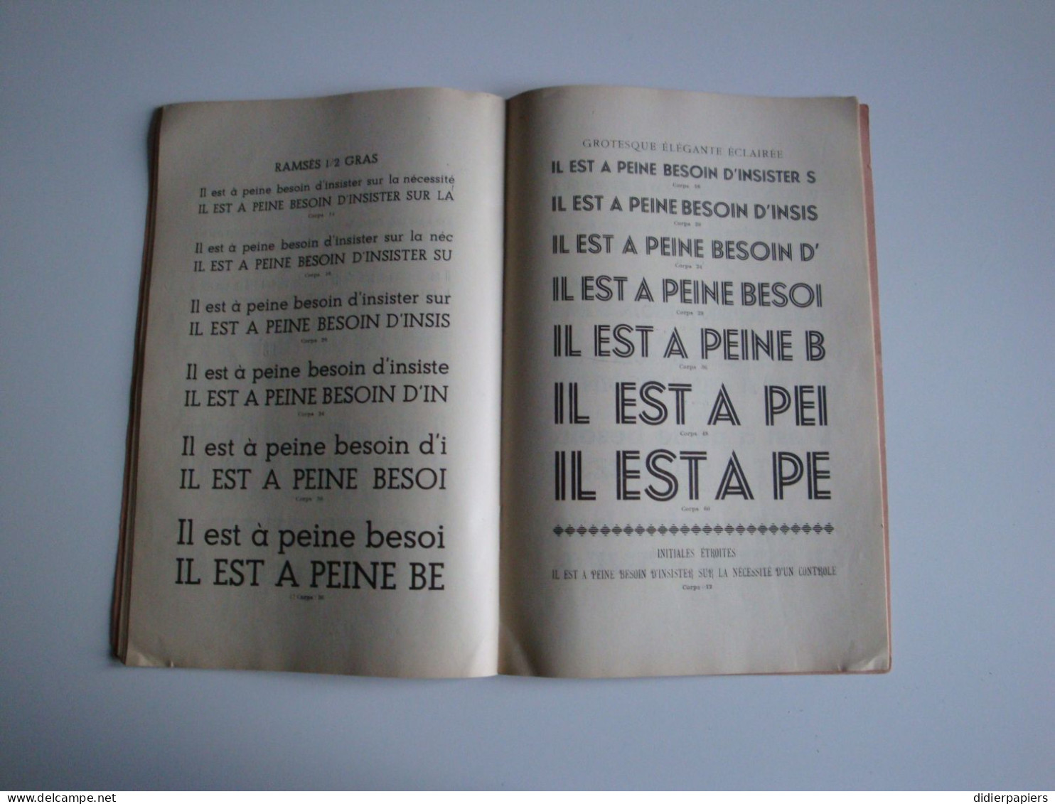 Catalogue Des Caractères Typographiques De L'imprimerie Laboureur & Cie Issoudun - Drukkerij & Papieren