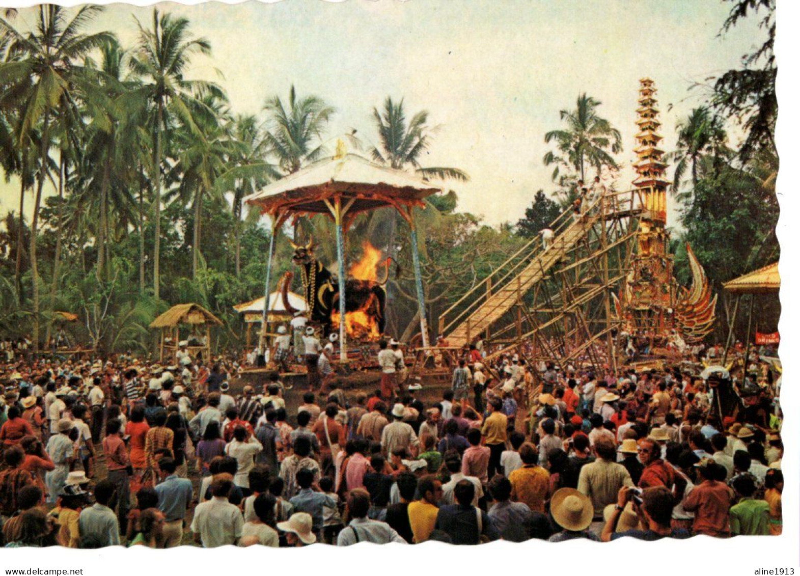 INDONESIE / CEREMONIE DE CREMATION A BALI - Indonesien