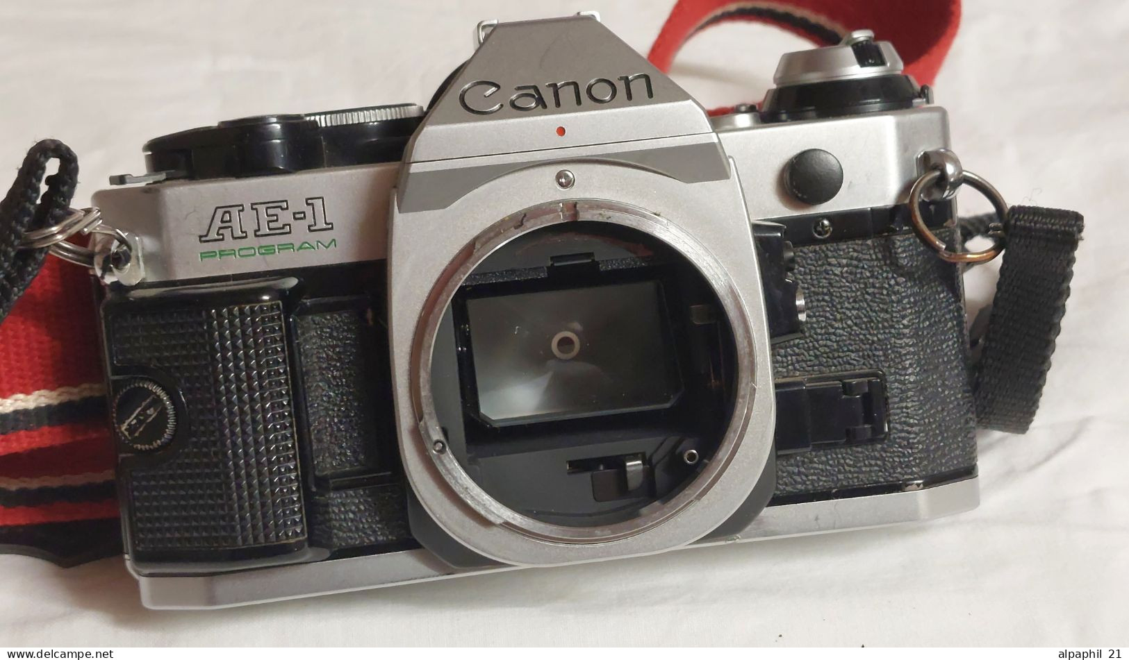 Canon AE-1 PROGRAM 35mm Film Camera Set - Fototoestellen