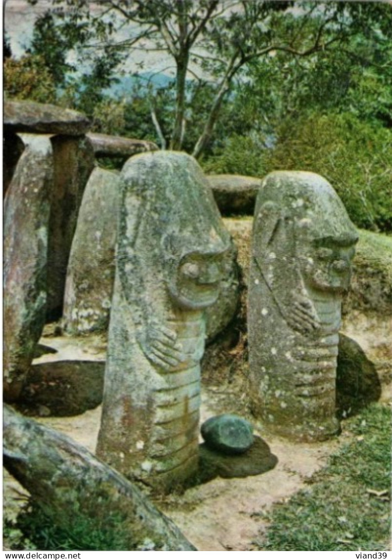 SAN AGUSTO. ( Huila ) -  Parque  Arqueológico - Colombie