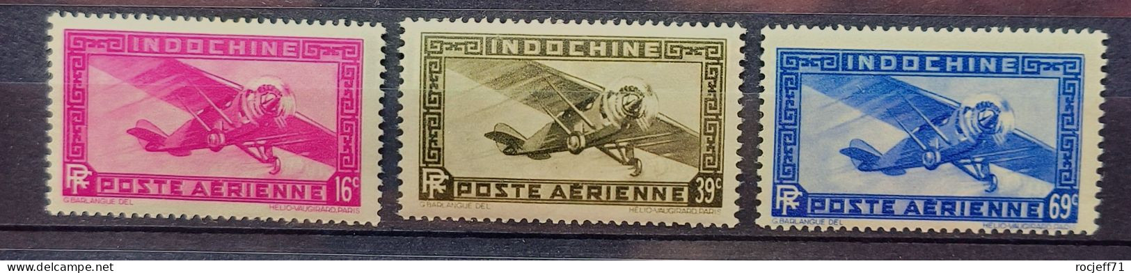 04 - 24 - Indochine - Poste Aérienne N° 17 - 18 - 19 ** - MNH - Unused Stamps