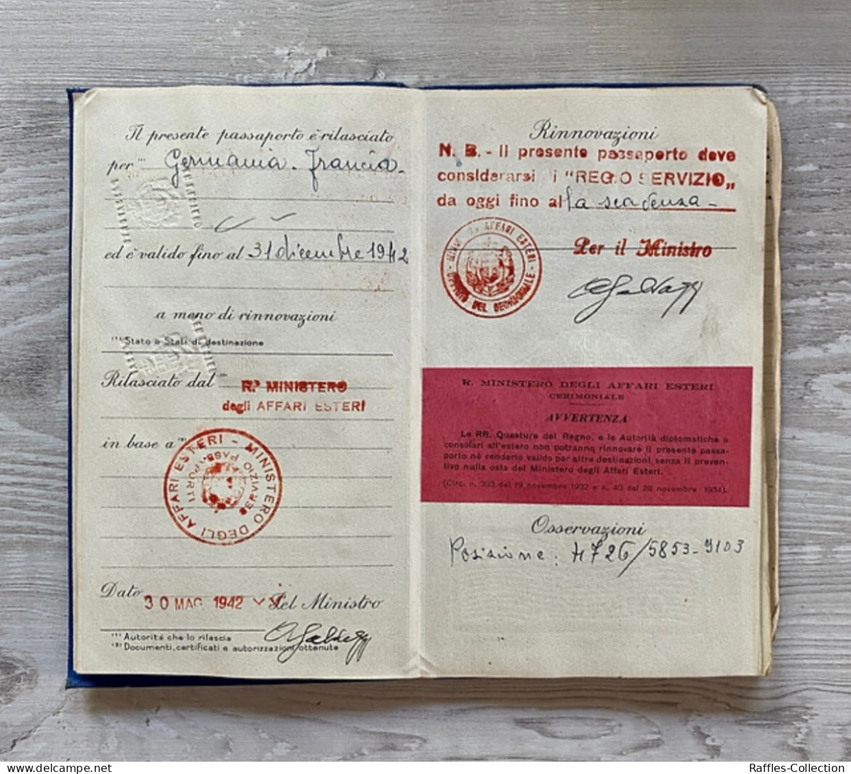 WW2 Italy Service Passport 1942 Of A Naval Official Passeport Passaporto Reisepass - Documenti Storici