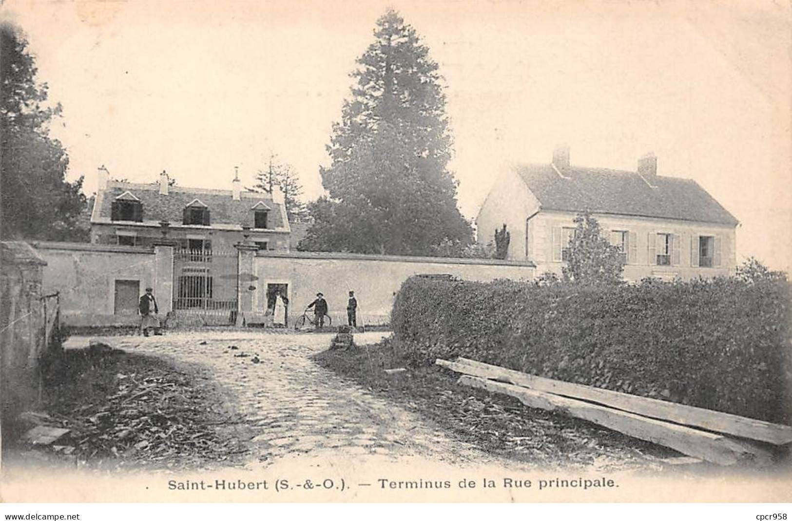 78 - SAN63126 - LES ESSARTS - Saint Hubert - Terminus De La Rue Principale - Les Essarts Le Roi