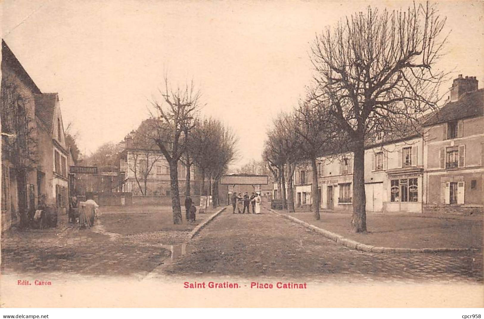 95 - SAN63512 - SAINT GRATIEN - Place Catinat - Saint Gratien