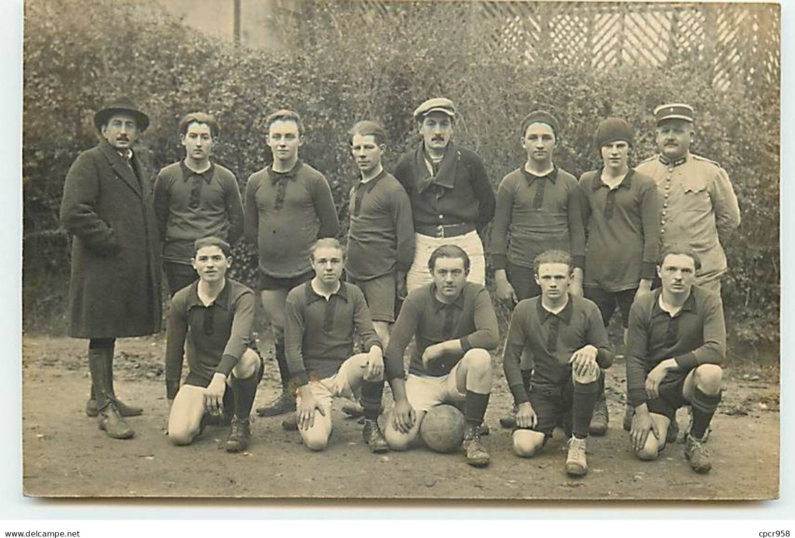 29 - N°88333 - LESCONIL - Equipe De Football 1934 - Carte Photo - Lesconil