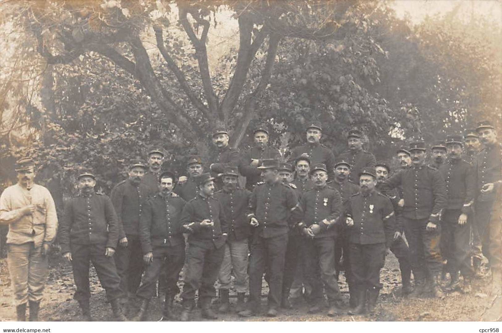 91 - N°88088 - ATHIS-MONS - Groupe De Militaires - Carte Photo - Athis Mons