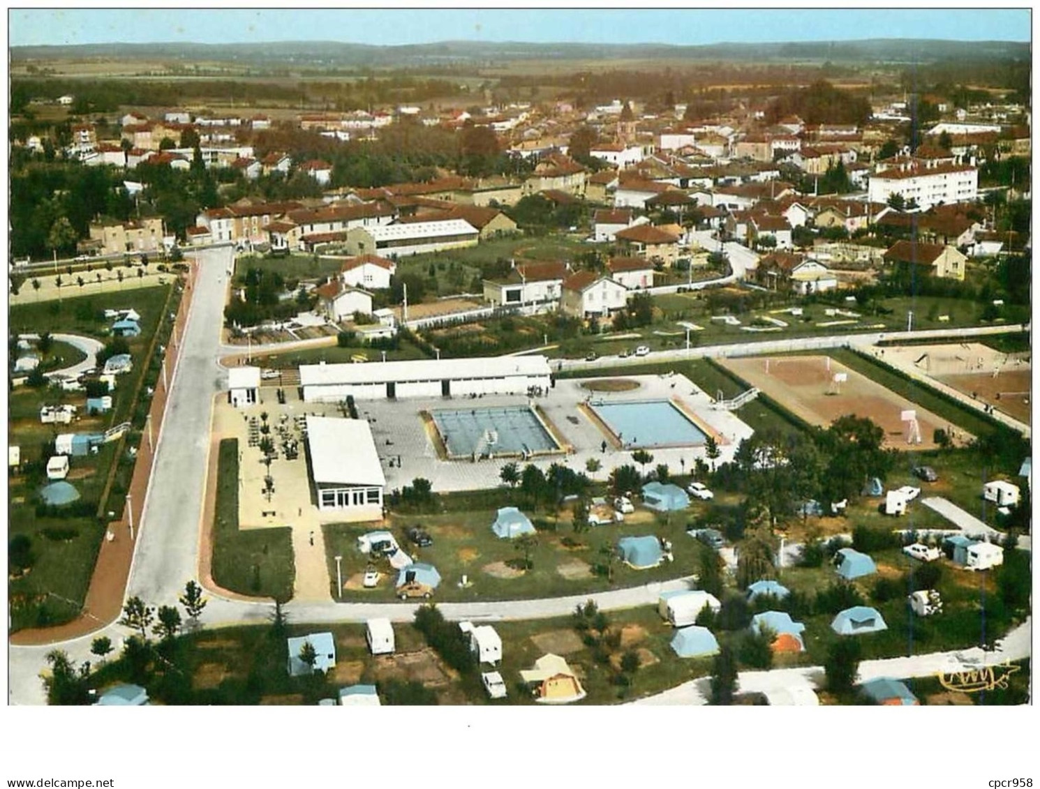 01.VILLARS-LES-DOMBES.n°12560.CAMPING ET PISCINE.VUE AERIENNE.CPSM - Villars-les-Dombes