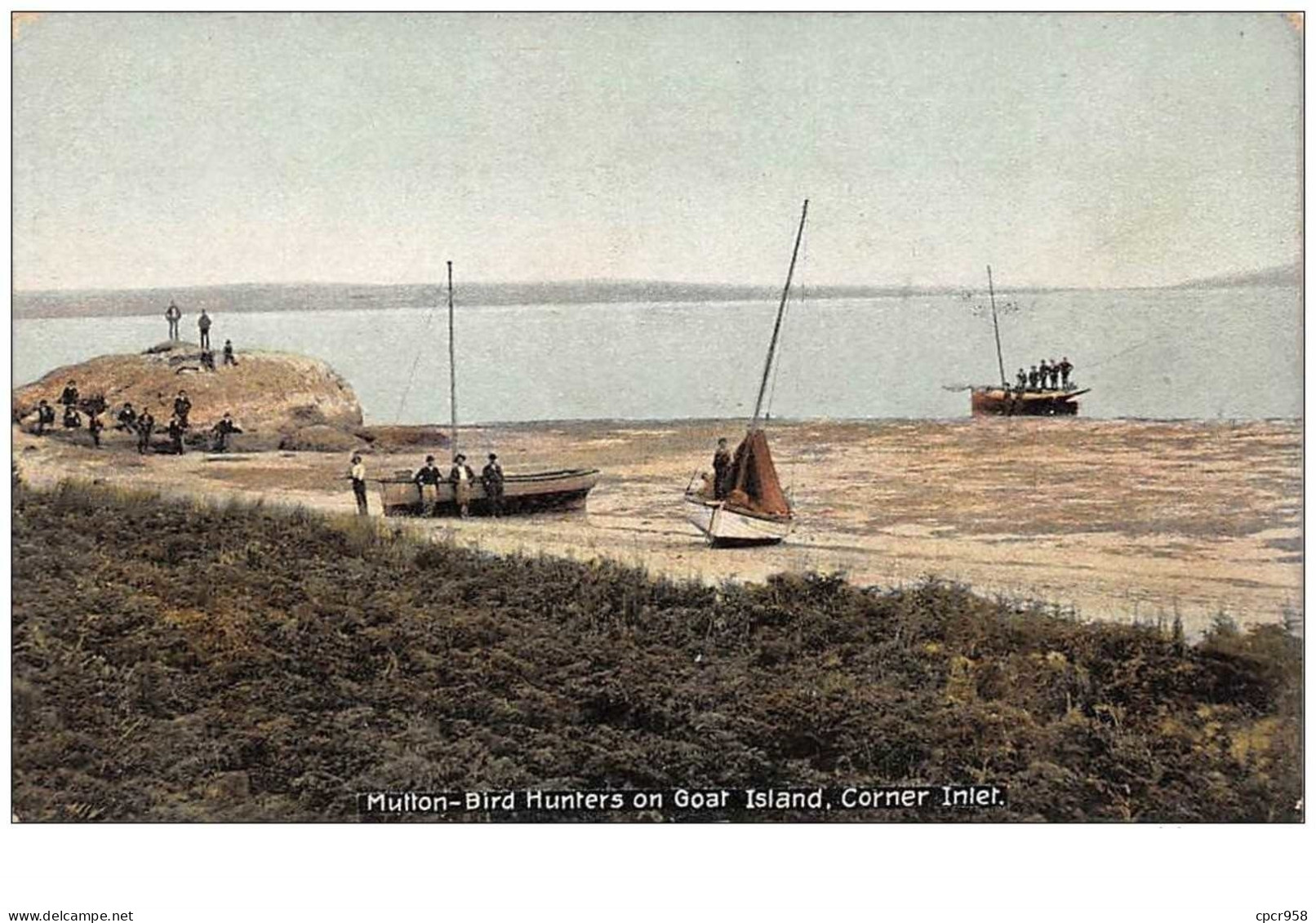 Islande. N°50017 . Mutton-bird Hunters On Goat Island - Islande