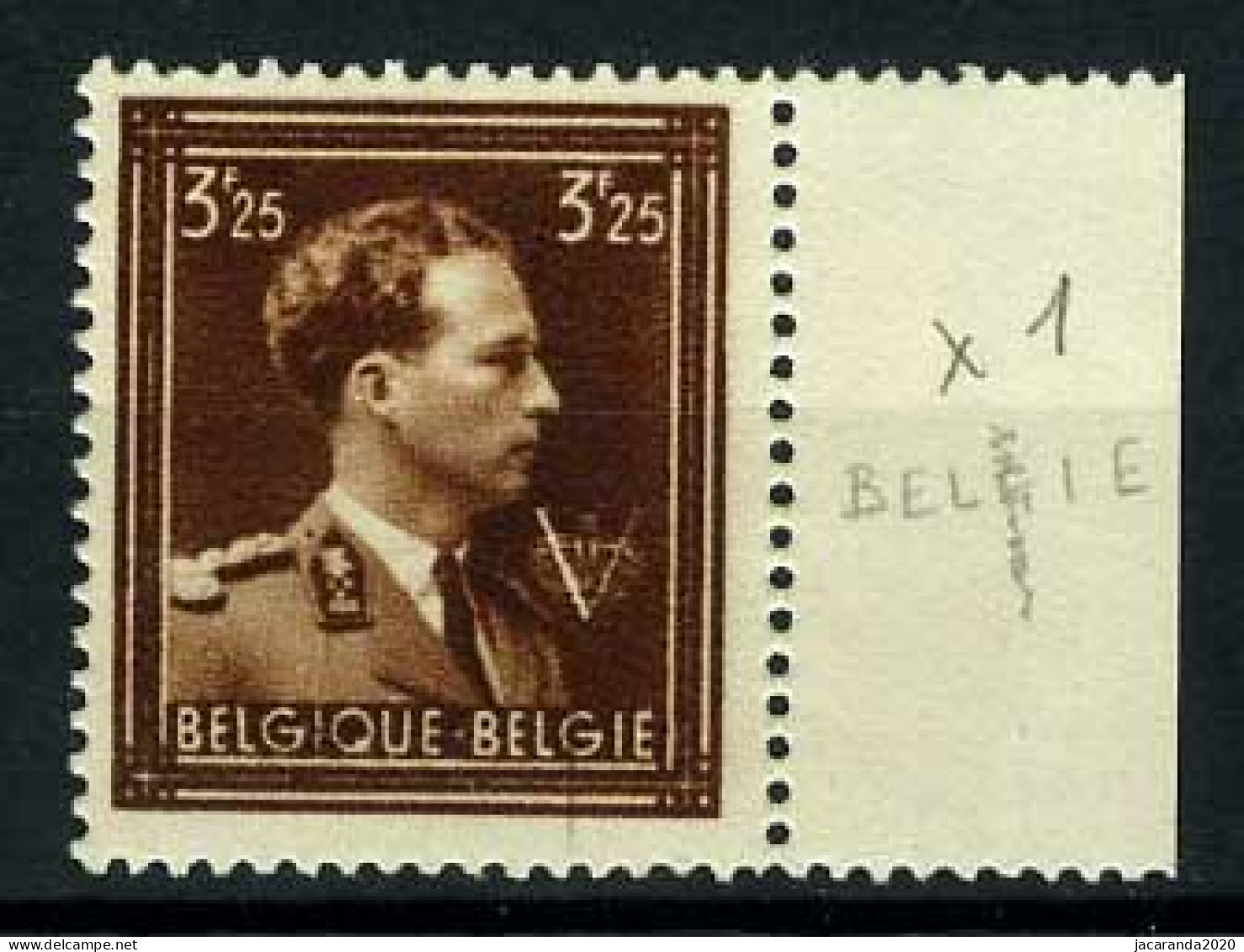 België 695 ** - Koning Leopold III - Vertcale Lijn Door G Van België - Ligne Verticale Dans "België" - 1931-1960