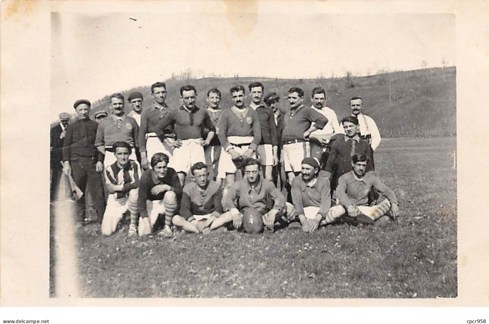 Sports - N°69980 - Rugby - Une équipe De Rugbyman - Carte Photo - Rugby