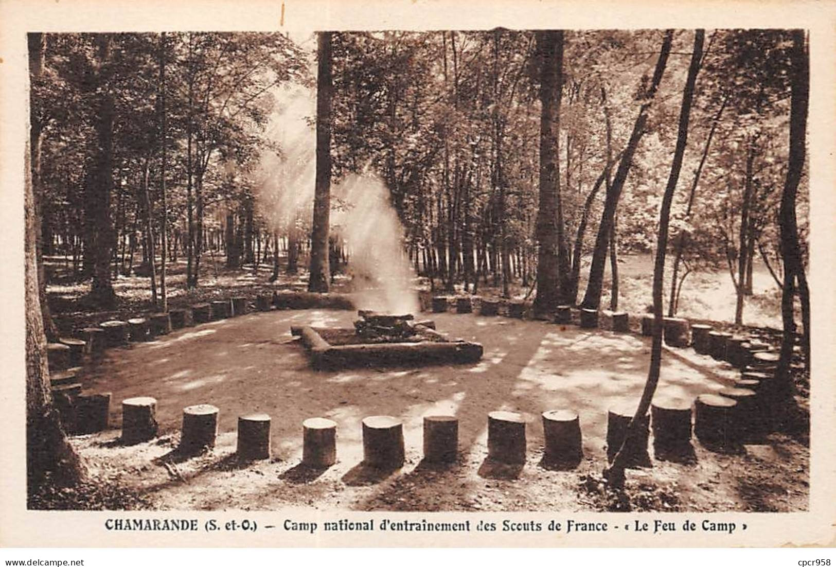 SCOUTISME - SAN36603 - Chamarande - Camp National D'entrainement Des Scouts De France - Le Feu De Camp - Scoutismo