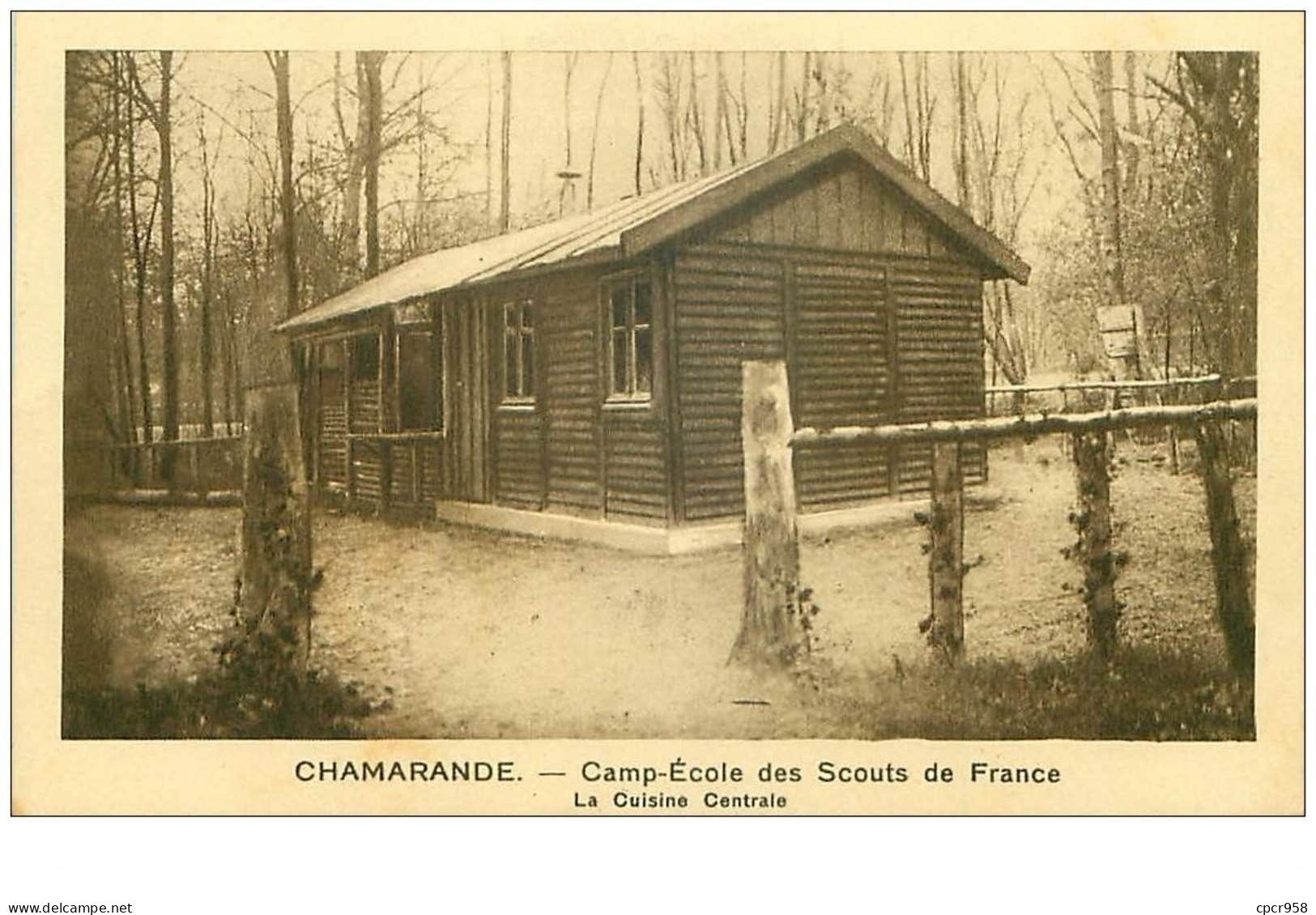 SCOUTISME.n°28173.CHAMARANDE.CAMP ECOLE DES SCOUTS DE FRANCE.LA CUISINE CENTRALE - Scoutismo