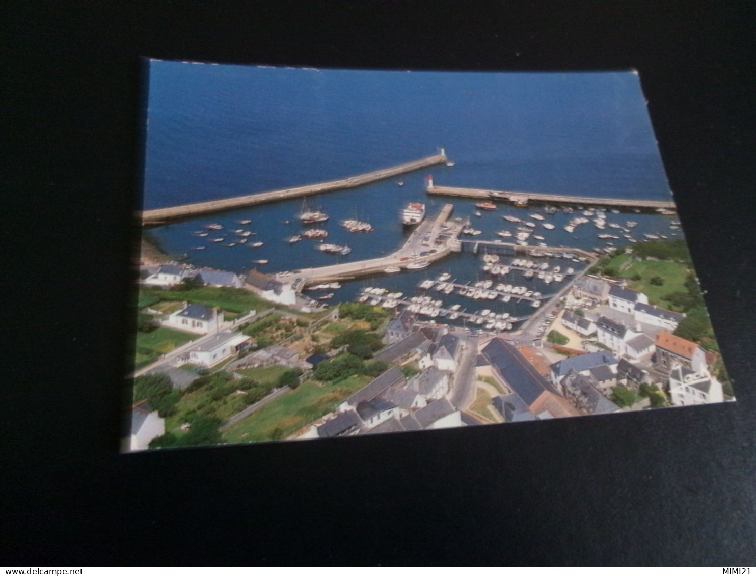 BELLE CARTE ..VUE GENERALE DE PORT TUDY. ..COULEURS DE BRETAGNE - Groix