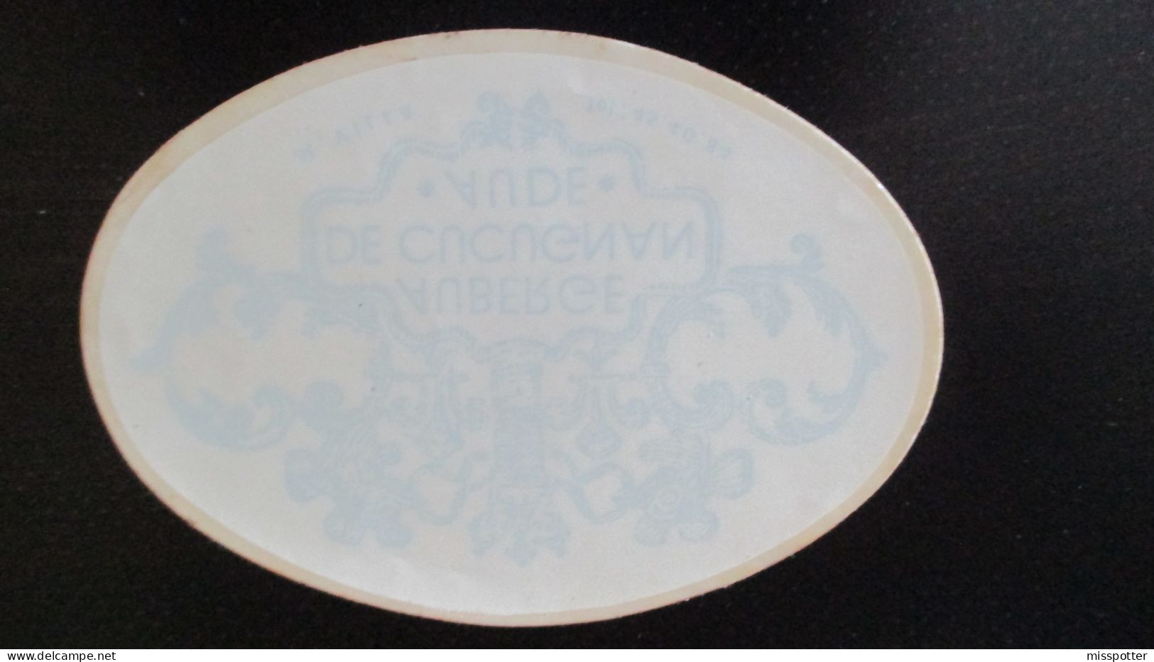 Autocollant Vintage Auberge De Cucugnan Aude  Pour Surface Vitrée ( 11,5 Cm / 8 Cm  ) - Adesivi