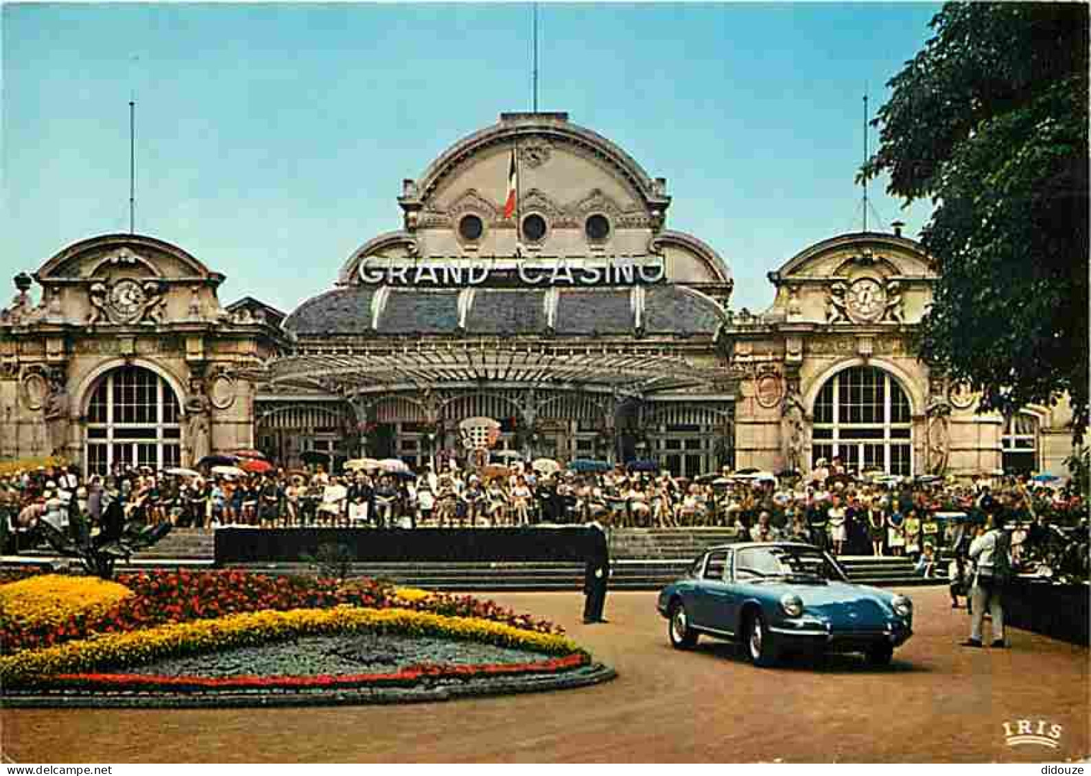 Automobiles - Vichy - Grand Casino - Concours D'élégance Automobile - CPM - Voir Scans Recto-Verso - Turismo