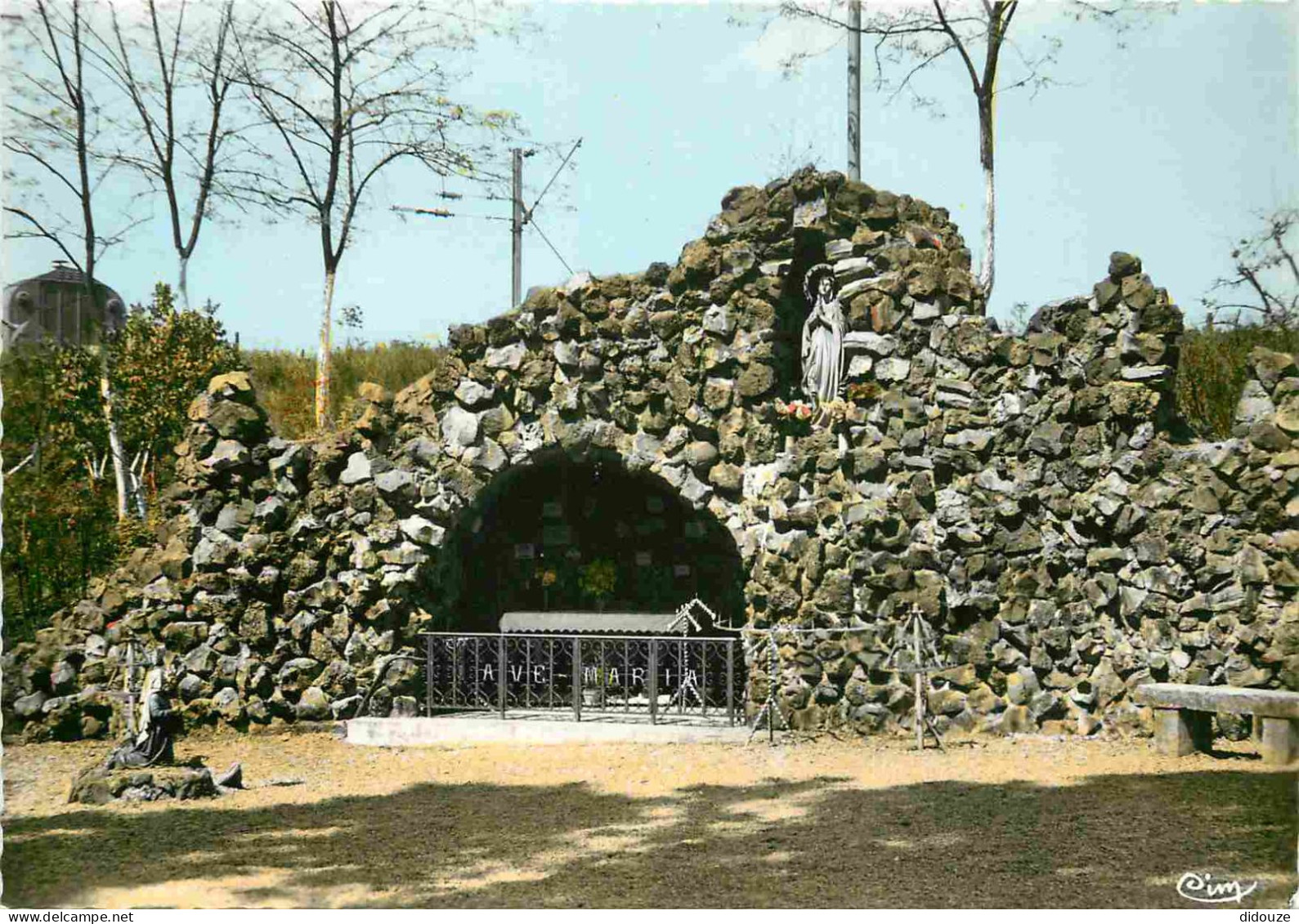 54 - Jarny - La Grotte - Mention Photographie Véritable - Carte Dentelée - CPSM Grand Format - Carte Neuve - Voir Scans  - Jarny