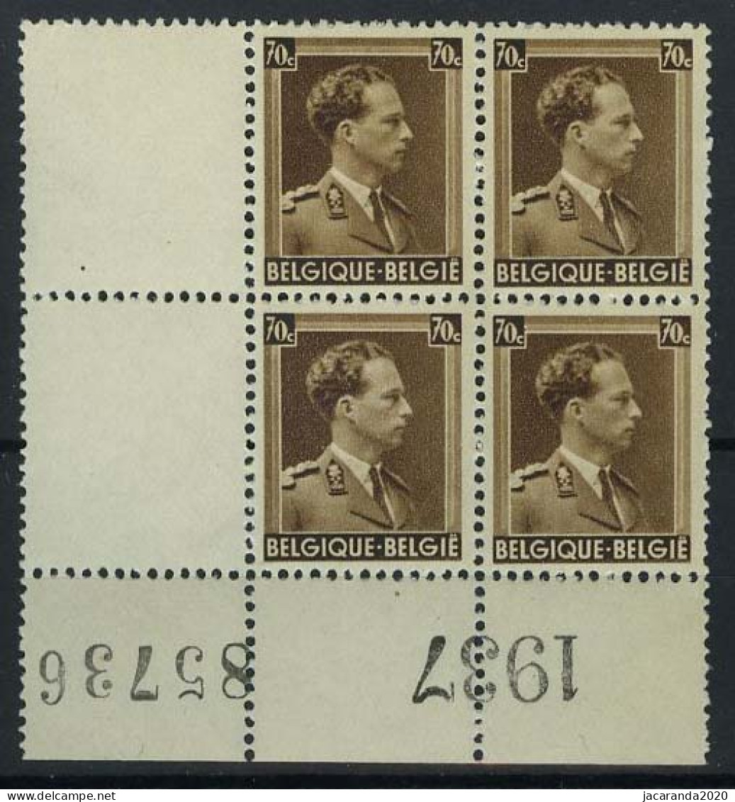 België 427 ** - Koning Leopold III - Blok Van 4 Met Hoekbladboord - Met Nummer En Jaartal - Dated Corners