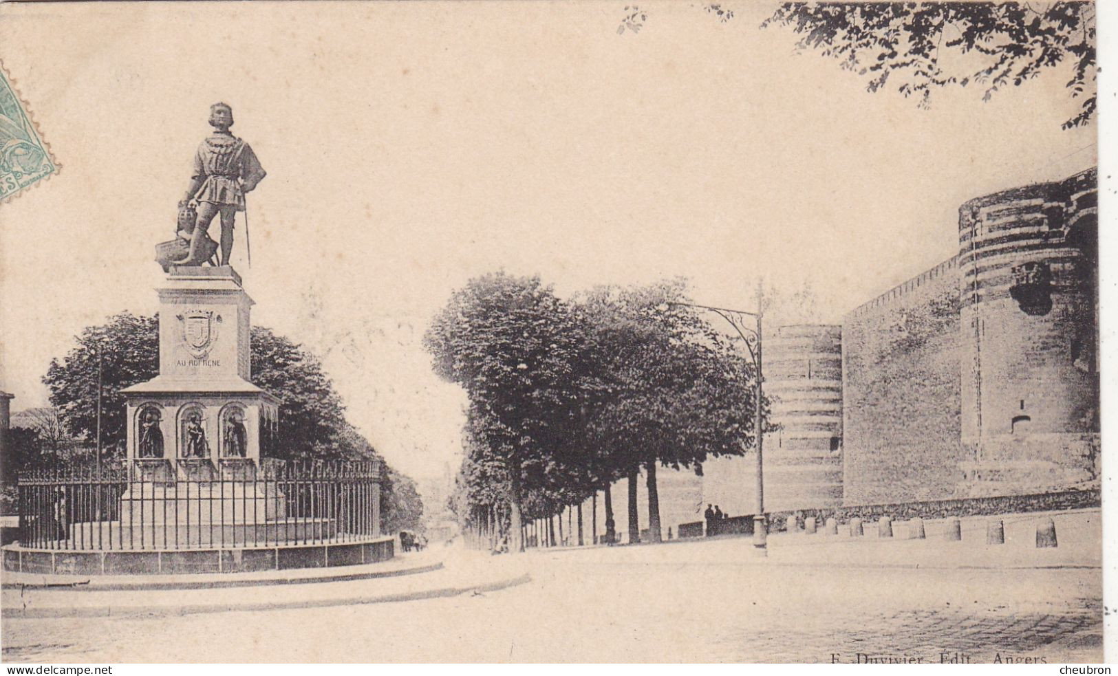 49. ANGERS .CPA. STATUE DU ROI RENE ET  CHATEAU.. ANNEE 1905 + TEXTE - Champtoceaux