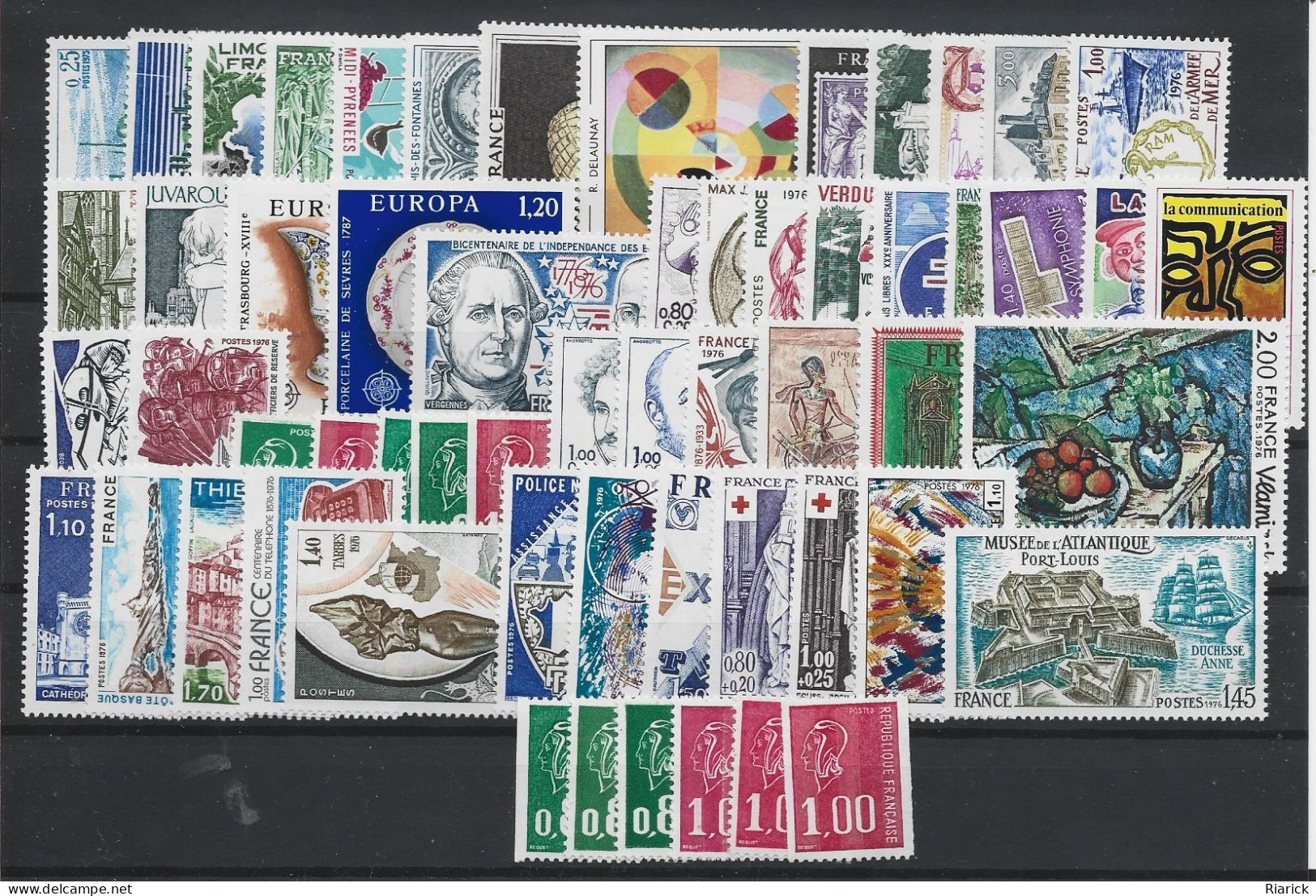 FRANCE ANNEE COMPLETE 1976  MNH Neufs** - Surplus - 1970-1979