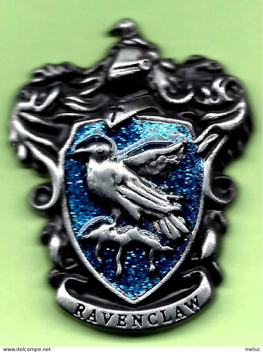 Pin's Harry Potter Ravenclaw (Serdaigle) Maison De Magie (Relief) - 8J11 - Cine