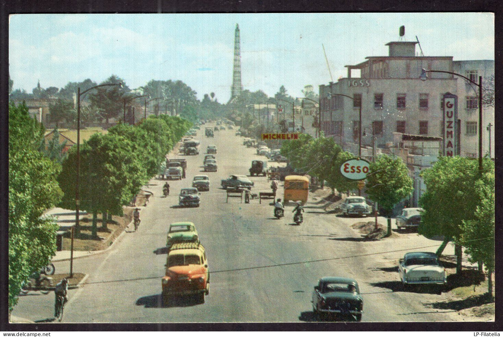 Guatemala - Seventh Avenue - Guatemala