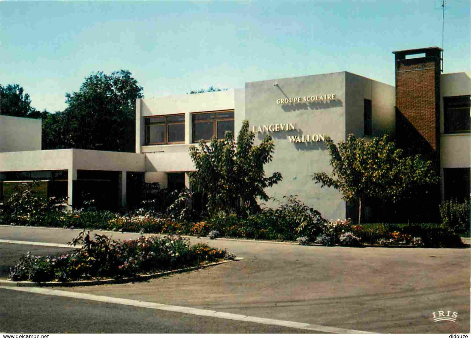 54 - Jarny - Groupe Scolaire Langevin Wallon - CPM - Carte Neuve - Voir Scans Recto-Verso - Jarny