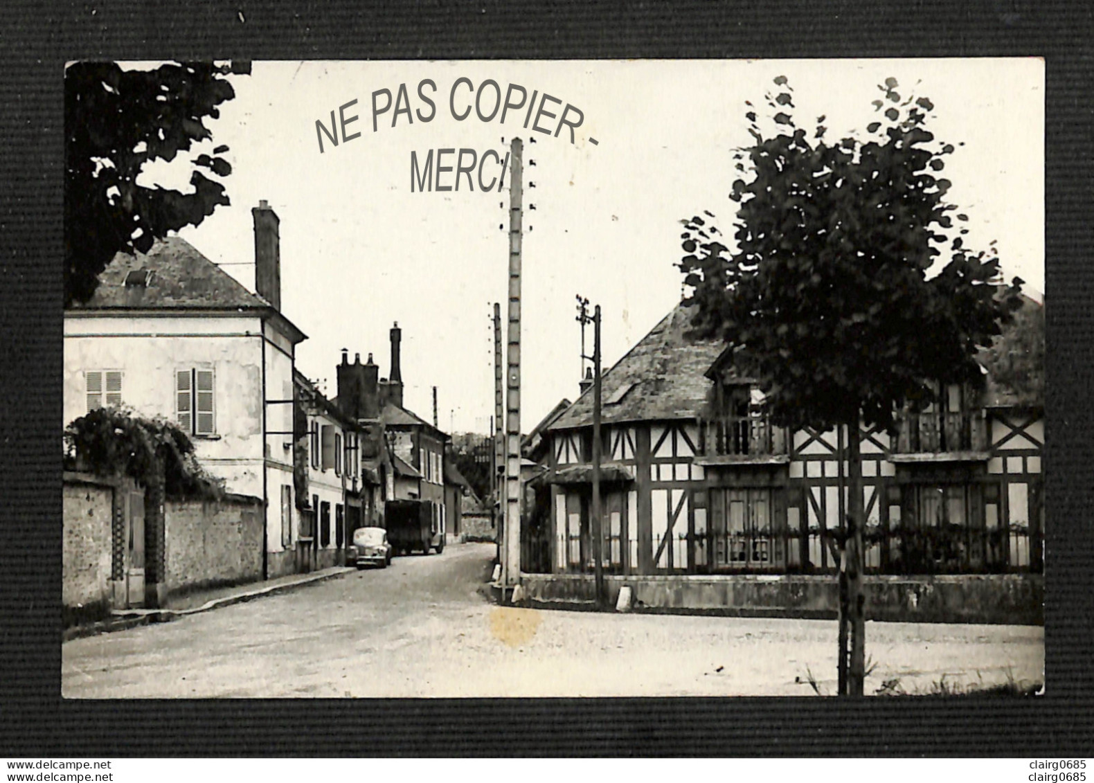 42 - SAINT-JUST , Près Vernon - Grand' Rue - (peu Courante) - Saint Just Saint Rambert