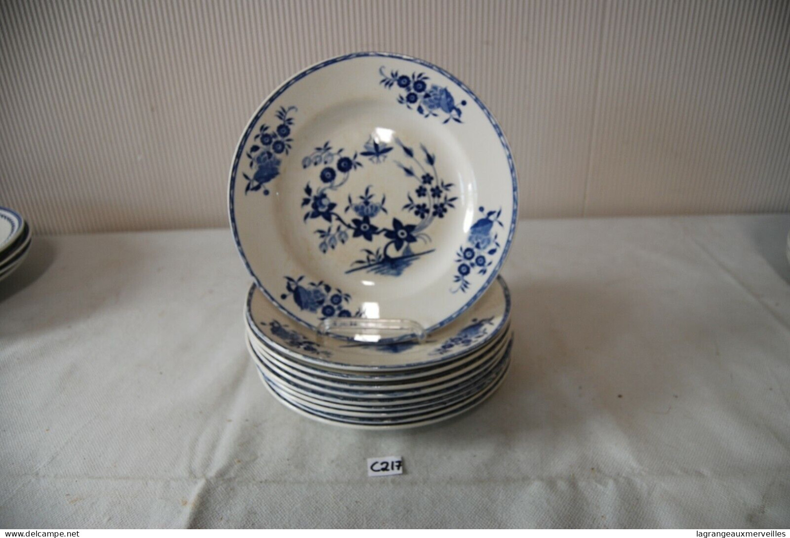 C217 10 Assiettes En VB - Boch - Belgium - Boch (BEL)