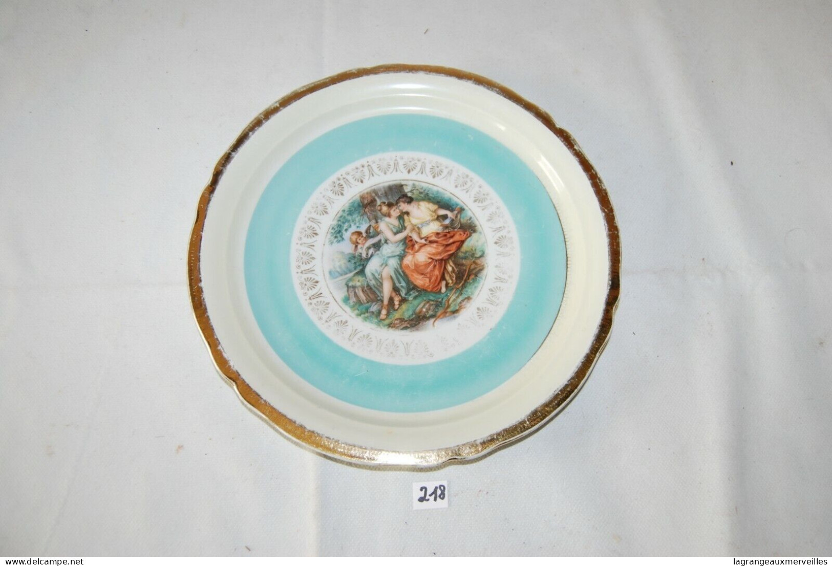 C218 Ancienne Assiette à Suspendre - Romantisme Français - Jugendstil / Art Déco