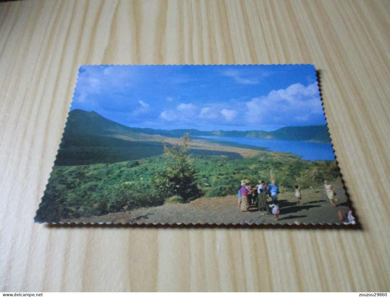 Bali (Indonésie).The Marvelous Scene At Penelokan - The Black Lave Covered Volcano Mt. Batur, Is Still Active. - Indonesien