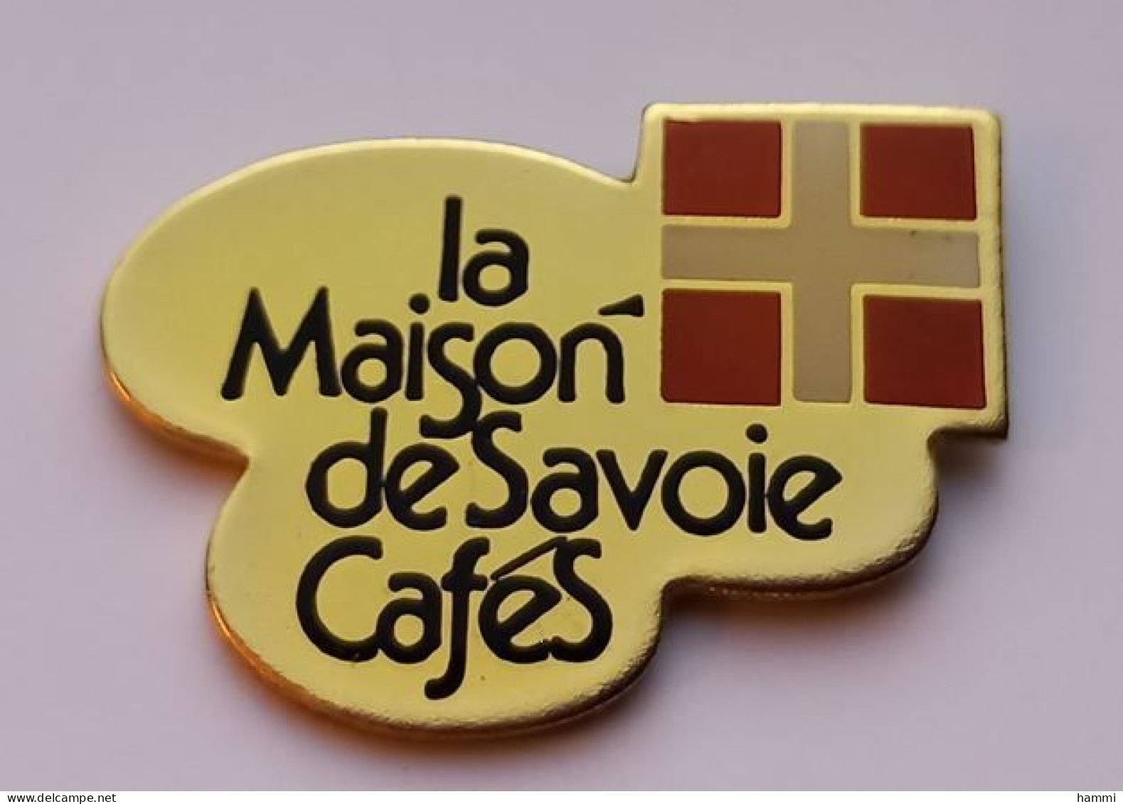 RR71 Pin's La Maison De Savoie Cafés CROIX à Chambéry Achat Immédiat - Bebidas