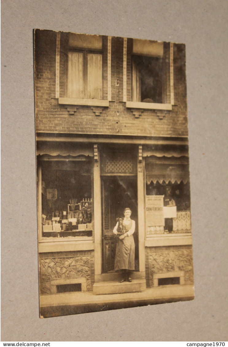 TOP CPA PHOTO - ERQUELINNES ( OU TRES PROCHE REGION ) - MAGASIN EPICERIE DE SEGONDE MICHOT ( VERS 1920 1925 ) - A SITUER - Erquelinnes