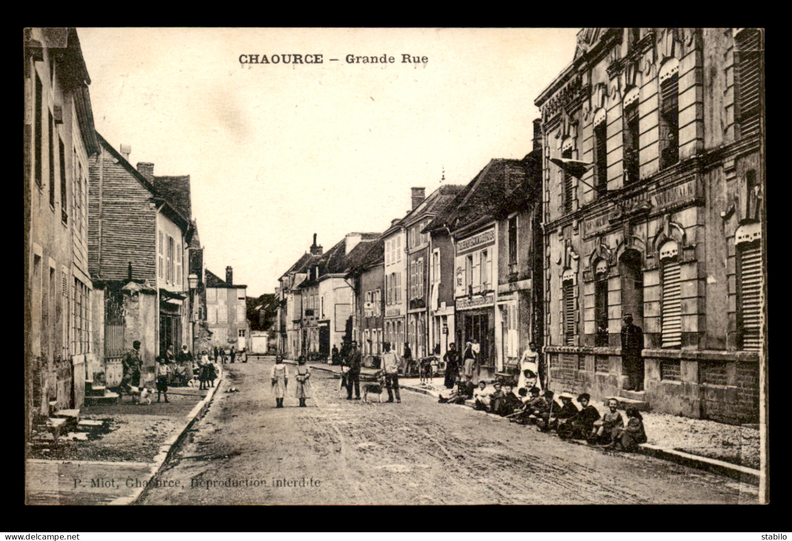 10 - CHAOURCE - GRANDE RUE - Chaource