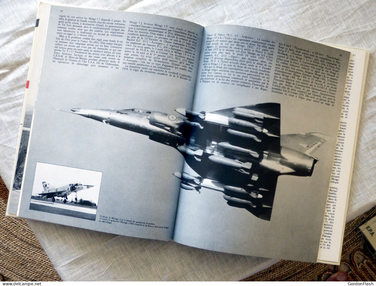 Livre : MIRAGE III / 5 / 50 - Flugzeuge