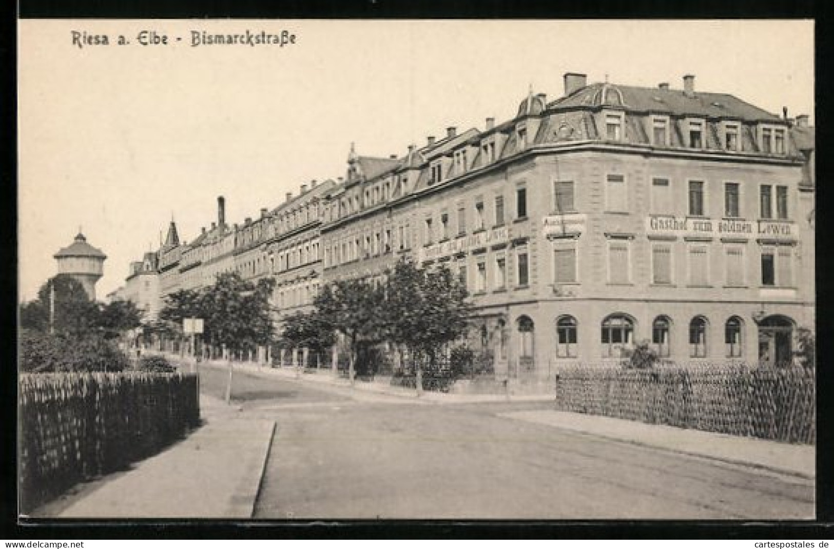 AK Riesa A. Elbe, Partie In Der Bismarckstrasse Mit Gasthof Zum Goldnen Löwen  - Riesa