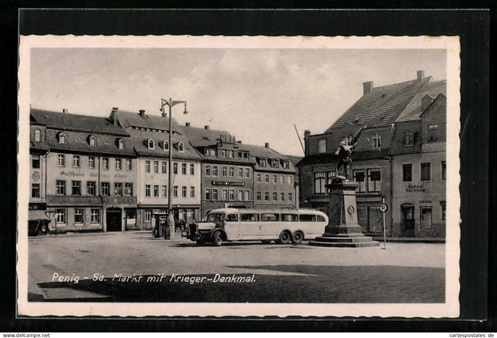 AK Penig I. Sa., Markt Mit Kriegerdenkmal Und Gasthaus Goldner Stern  - Penig